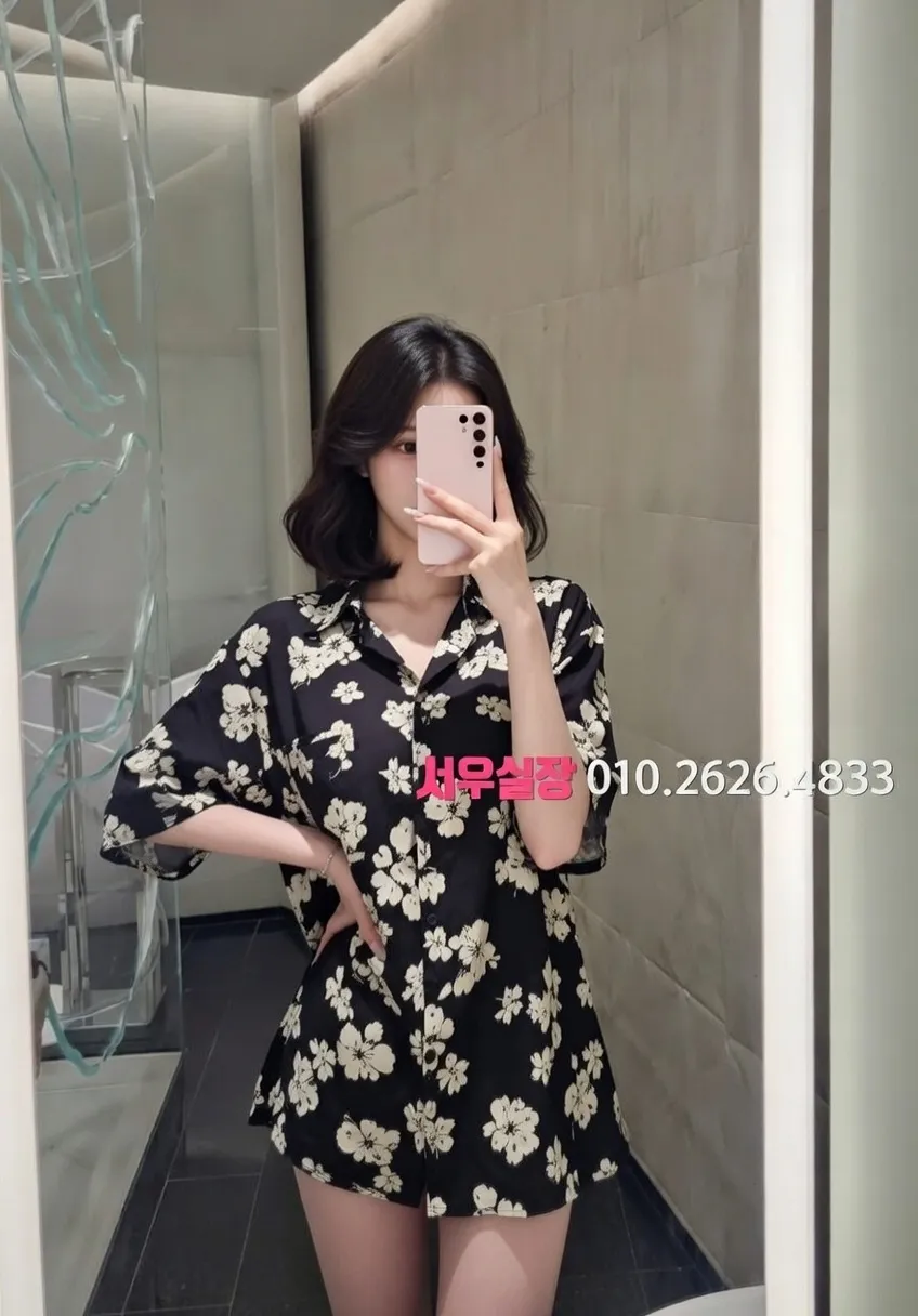 선릉 다국적노래클럽 프리미엄 라인업 14번 프로필