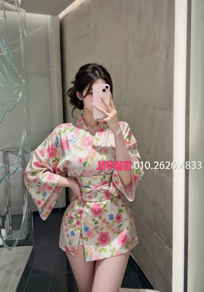 선릉 다국적노래방 프리미엄 라인업 10번 프로필