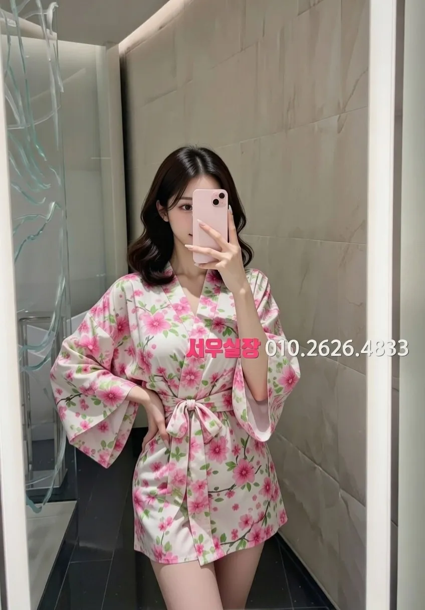 선릉 다국적노래클럽 프리미엄 라인업 4번 프로필